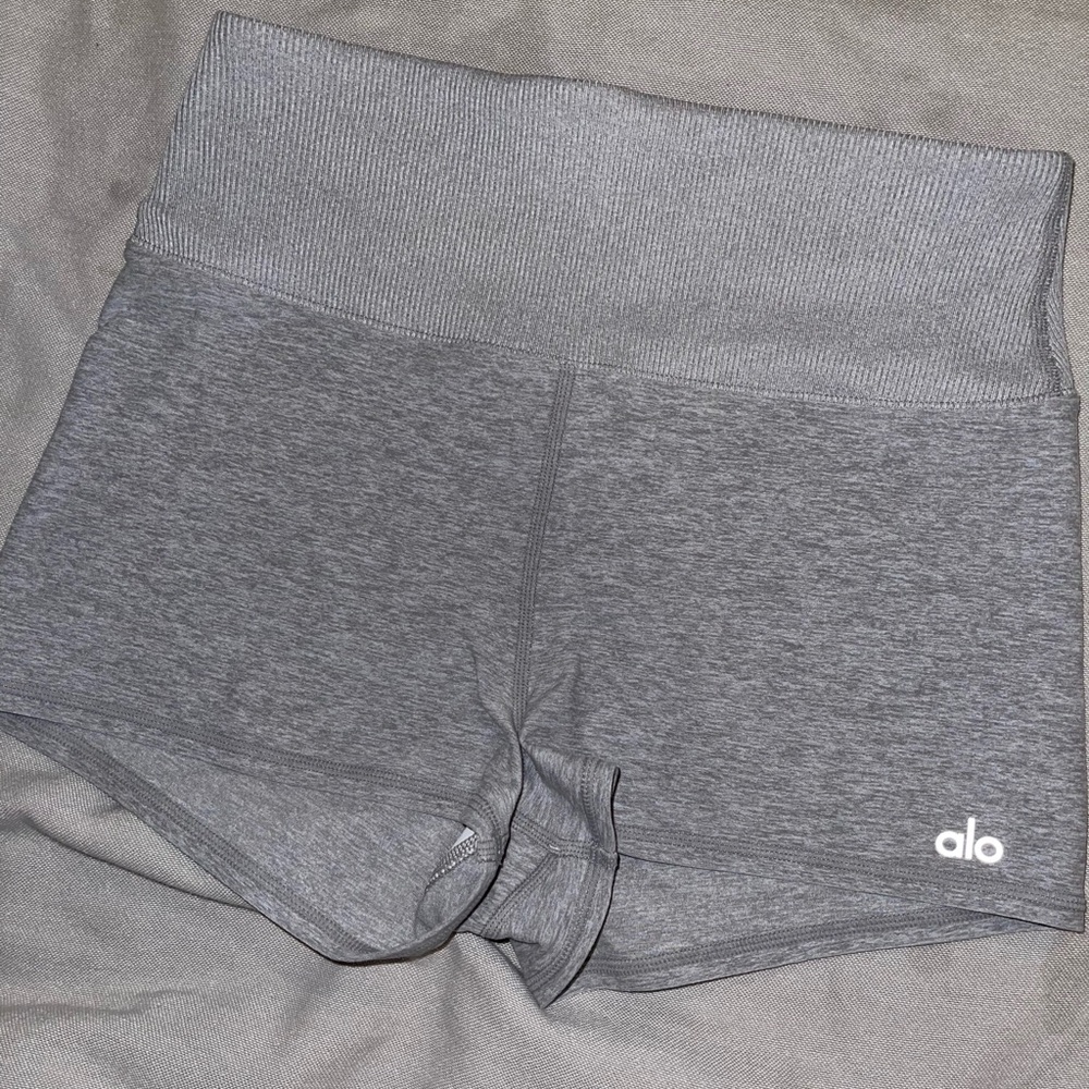 ALO Yoga Shorts Size M